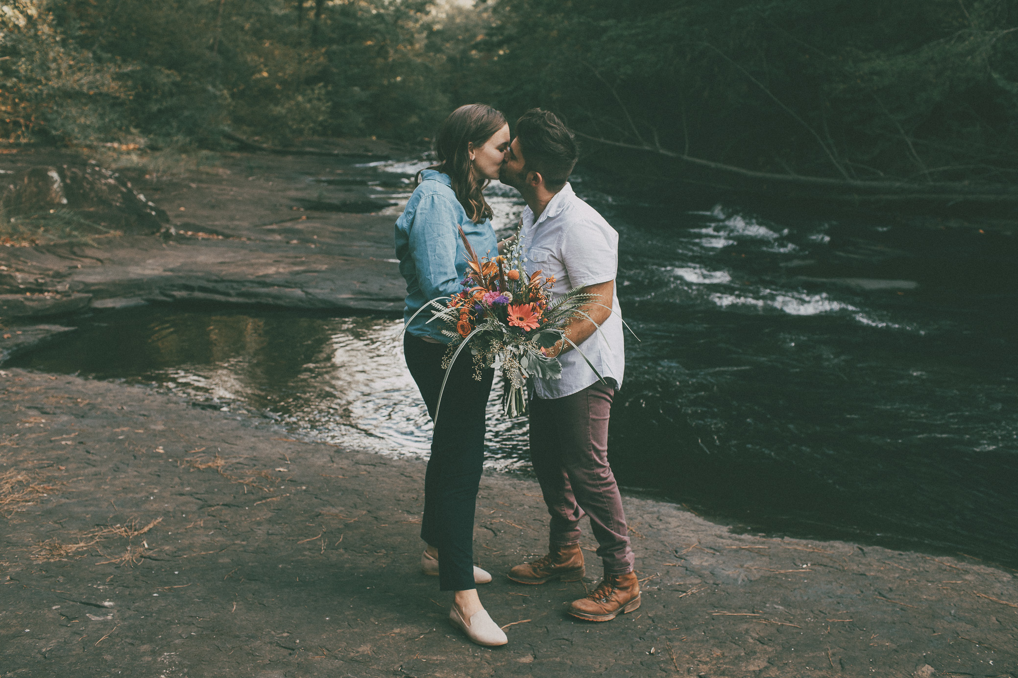 Tuscaloosa Alabama Engagement Photos at Lake Harris