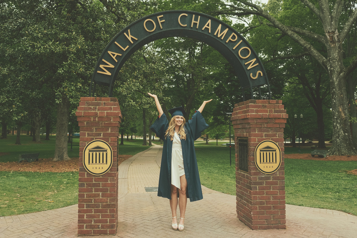 Ole Miss Oxford Mississippi Graduation Portraits