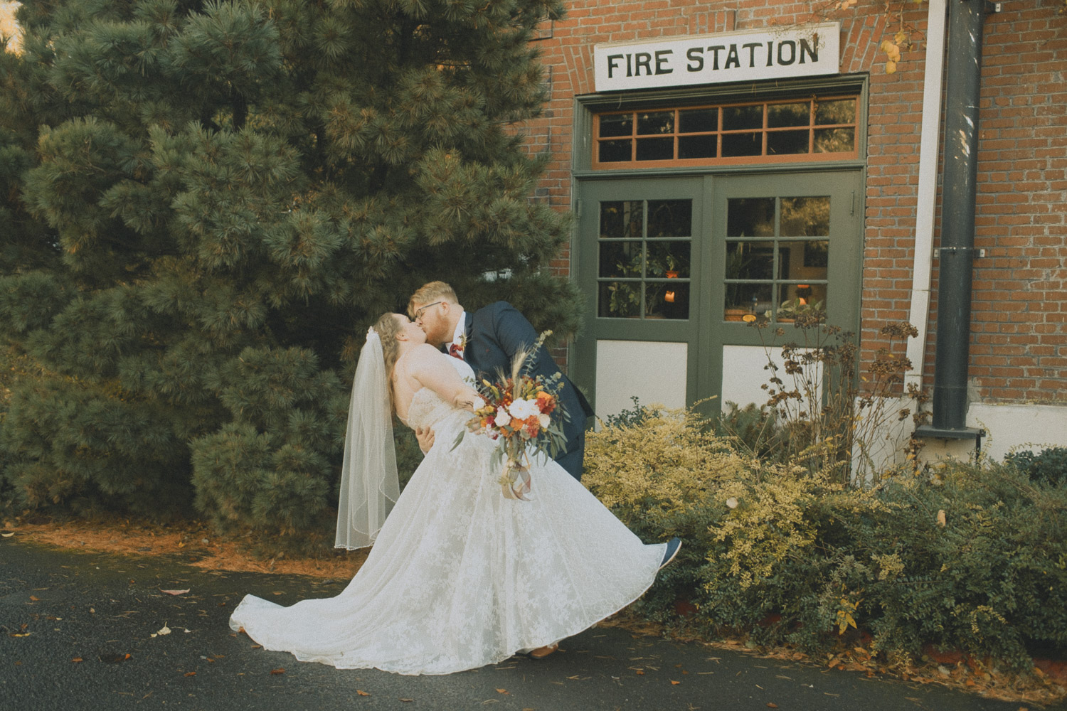 Puyallup Washington Pacific Northwest Wedding Elopement Photography